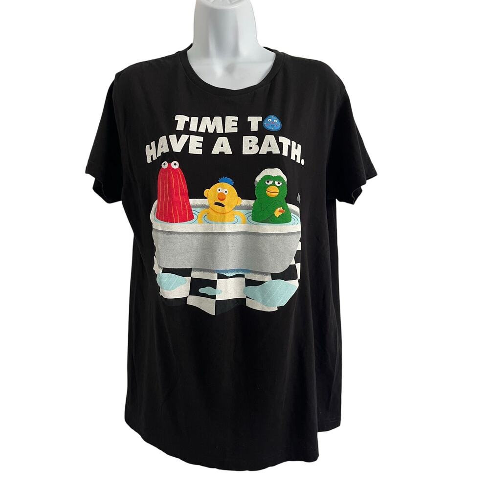 Don’t Hug Me I’m Scared Time to Have a Bath T-Shirt Medium Black DHMIS